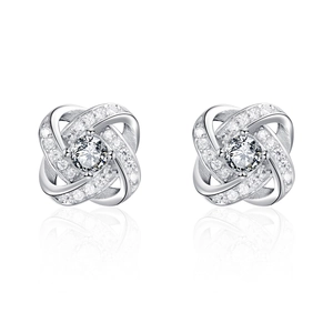 Elegantes pendientes de trébol en plata de ley 925 con brillantes circonitas cúbicas