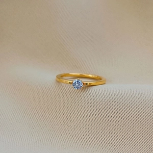 Minimalist Prong Setting Zirconia Ring Stainless Steel Gold Plated Elegant Wedding Proposal Jewelry For Women