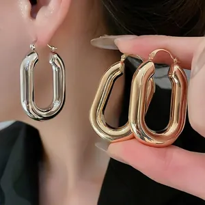 Orecchini A Cerchio Spessi Metallo Ferro Lucidato Ovali Forma U Design Geometrico Moda Quotidiano Gioielli Per Donne