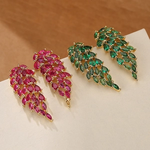Vleugel Veer Oorknopjes Met Koperen Oorsteker Verguld Zirkoon Micro Pave Luxe Mode Sieraden Voor Dames