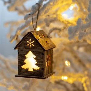 LED Light Up Wooden Christmas House Hanging Ornament Luminous Wood Cabin With Snowflake Reindeer Pattern For Holiday Decor