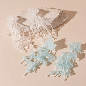 Elegant acrylic leaf tassel earrings with white and blue flowers for summer vacations