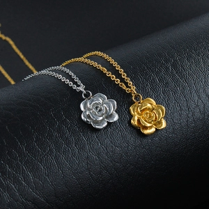 Elegant Rose Flower Pendant Necklace Stainless Steel 18K Gold Plated Sweet Floral Jewelry Women Korean Style