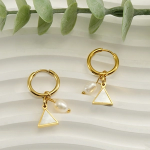 18K gold geometric stainless steel hoop earrings with white pearls and shell pendants