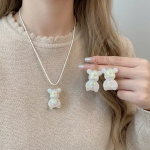 Creative resin bear pendant necklace and earring set with aurora gradient finish