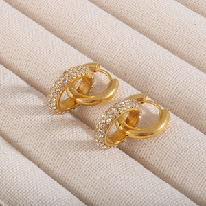 18K gold-plated stainless steel hoop earrings with sparkling cubic zirconia pavé