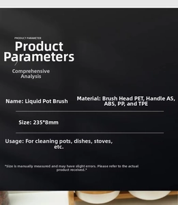 Détail de la tête de brosse en PET et du manche composite pour le nettoyage de cuisine