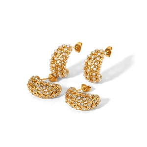 Elegant 18k gold plated stainless steel C-shaped earrings with pearls and crystal zircon