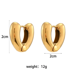 Polished 18K gold plated stainless steel heart hoop earrings measuring 2cm and 12g