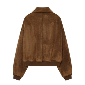 Vue arrière d'une veste en daim marron avec ourlet et poignets côtelés de haute qualité
