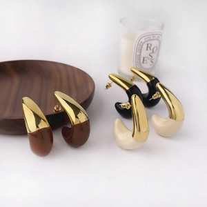 Minimalist 18K gold teardrop earrings in coffee, black and off-white resin finishes
