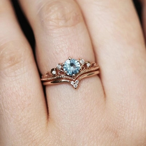 Crown Ring Set Vintage Round Blue Zircon Copper Stackable V-Shape Luxury Royal Jewelry For Women