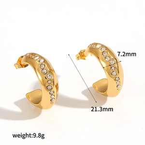 Boucles d'oreilles vintage en C plaqué or acier titane avec zircons et mesures détaillées