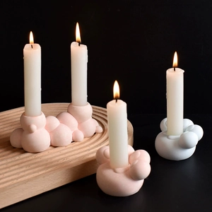 Porte-bougie en forme de nuage au fini mat rose et bleu pour décoration maison