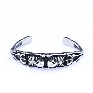 Retro gothic skull open bangle bracelet in polished vintage silver stainless steel