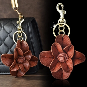 Handmade Artificial Leather Flower Keychain Camellia Bag Charm For Women Alloy Elegant Floral Handbag Accessory