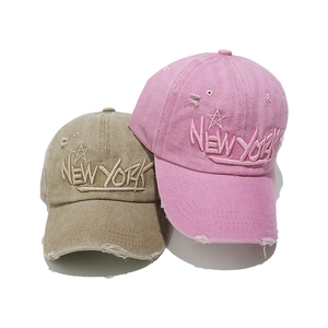 Vintage cotton baseball cap with New York embroidery and star, khaki and pink colors