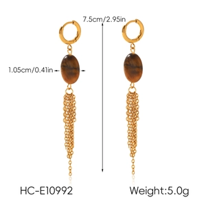 Detail view of tiger eye tassel earrings showing dimensions of 7.5cm and 5.0g weight.