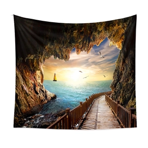 Détail macro de tapisserie bohème avec paysage de grotte marine au coucher du soleil