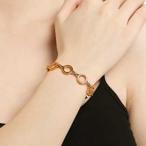 Minimalist adjustable stainless steel gold circle link chain bracelet for women