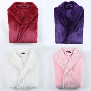 Peignoirs épais en flanelle pour couples en bordeaux, violet, blanc et rose avec col alvéolé