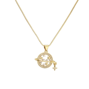 Collana con ciondolo a globo dorato con stelle in zirconi e catena a scatola lucida