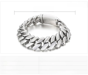 Spécifications du bracelet gourmette en acier inoxydable avec poids de 121g et largeur 20mm