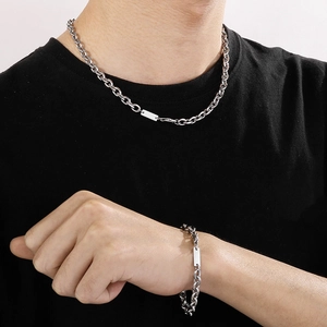 Silver stainless steel O-link chain necklace and bracelet set with square tags