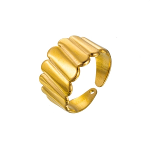 Detail of multi-layer wavy gold ring with 18k plating and adjustable opening design