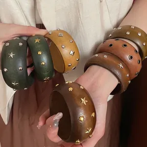 Bracelet Large En Bois Avec Rivets Métalliques Rétro Bohême Géométrique Ethnique Jonc Bijoux De Niche Faits Main Pour Femmes