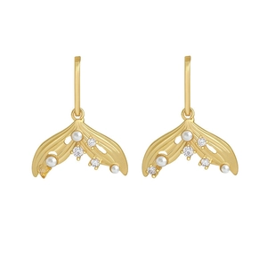 Detailed view of gold fishtail earrings featuring elegant pearls and sparkling crystals