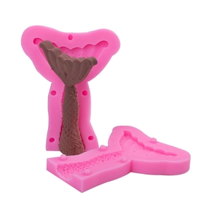 3D mermaid tail silicone mold for detailed chocolate and fondant cake border decoration