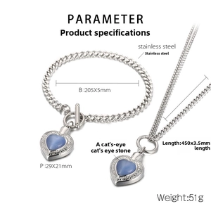 Dimensions du collier coeur en acier inoxydable et du bracelet opale de l'ensemble