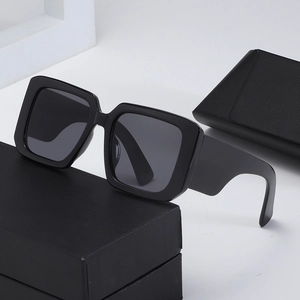 Oversized Square Sunglasses Y2K Retro UV400 Protection PC Frame Fashion Travel Party Eyewear For Men Women