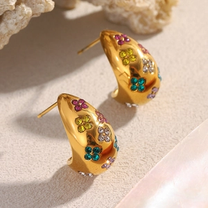 Exaggerated 18K gold hollow flower stud earrings with colorful crystal stones