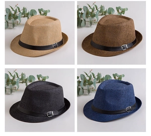 Dettaglio di cappelli fedora intrecciati in kaki, marrone, nero e blu con cinturino
