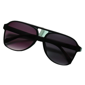 Classic black full-rim pilot sunglasses with gradient lenses and silver metal detail