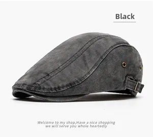 Détail de casquette gavroche en coton noir délavé avec œillets et boucle réglable