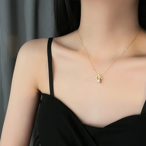 Elegant gold D-letter necklace with rhinestone circle pendant for women