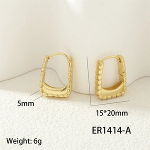 Paramètres de taille détaillés de boucles d'oreilles en U dorées 15x20mm plaquées or 18K