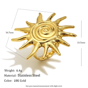 Detailed size and weight specs for the 18K gold-plated sun-shaped stainless steel ring