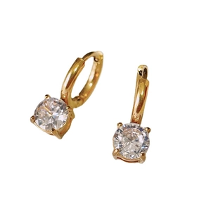 Sparkling 1-carat zircon stud earrings in 18k gold plated stainless steel