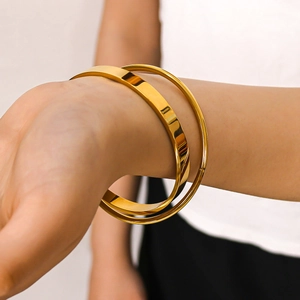 Minimalist double-layer gold stainless steel bracelets set with a polished mirror finish