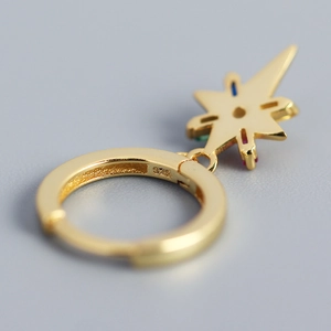 Pendientes de aro en plata S925 bañados en oro con colgantes de estrella para mujer