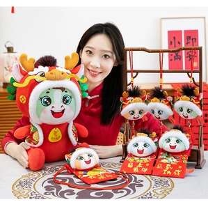 Jaar van het Paard mascotte pluche speelgoed en rode hangers voor Chinees Nieuwjaar geschenken