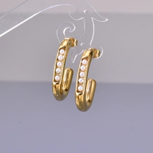 French style 18K gold plated stainless steel C-shaped earrings with inlaid white pearls