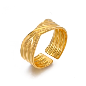 Anello aperto minimalista in acciaio inossidabile dorato con design a onde intrecciate