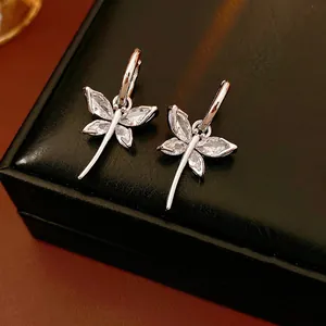 Elegante Funkelnde Zirkon Libellen Ohrringe Kupfer Mit Silberohrstecker Zarter Modeschmuck Für Damen