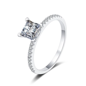 S925 sterling silver ring featuring a 1ct princess cut moissanite with micro-pave diamonds