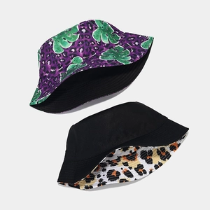 Cappello da pescatore reversibile da donna con stampa leopardata e floreale per il sole